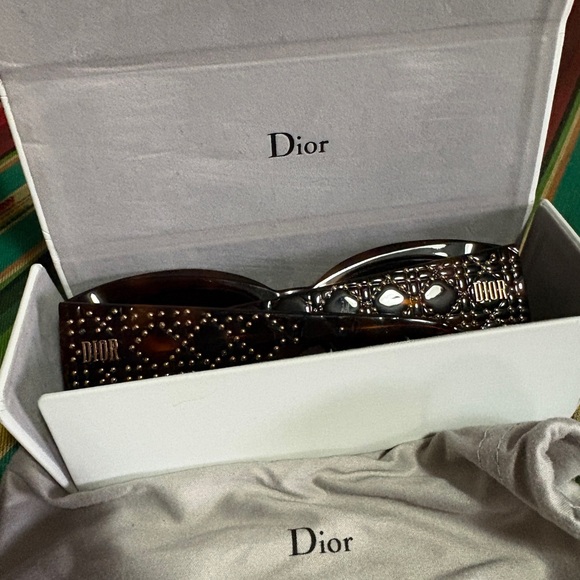 Dior Tortoise Shell Sunglasses - Picture 3 of 3